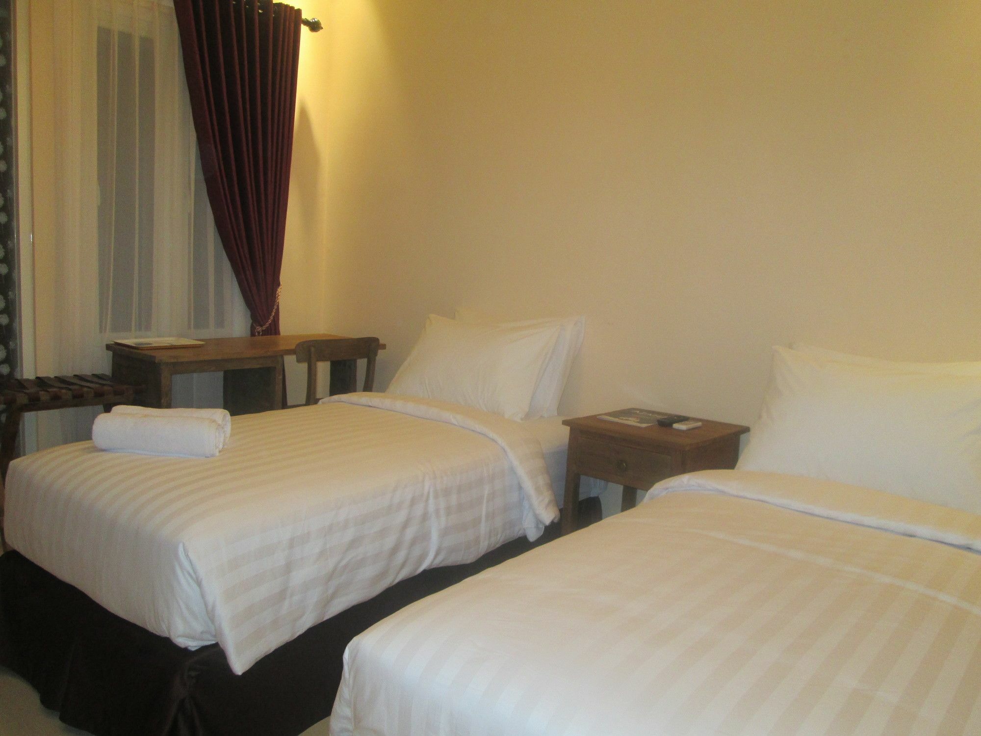 Front One Boutique Baluran Malang Hotel Exterior photo